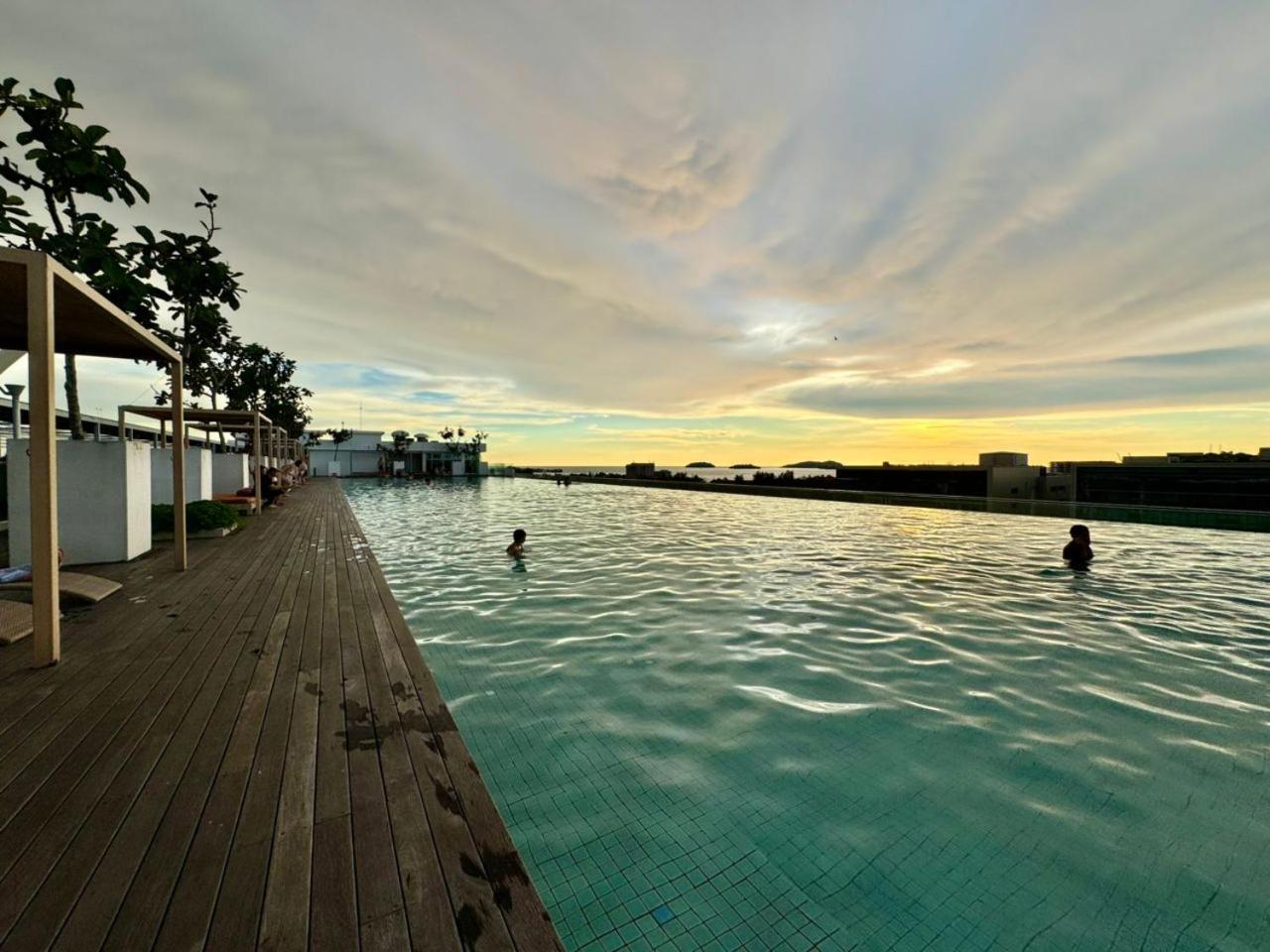 Sa Sutera Avenue Homestay Opposite Imago Kk Kota Kinabalu Esterno foto